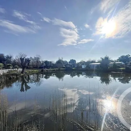 4-person In Vendée, Cozy, Pool, 15 Min To Beaches Chalet *